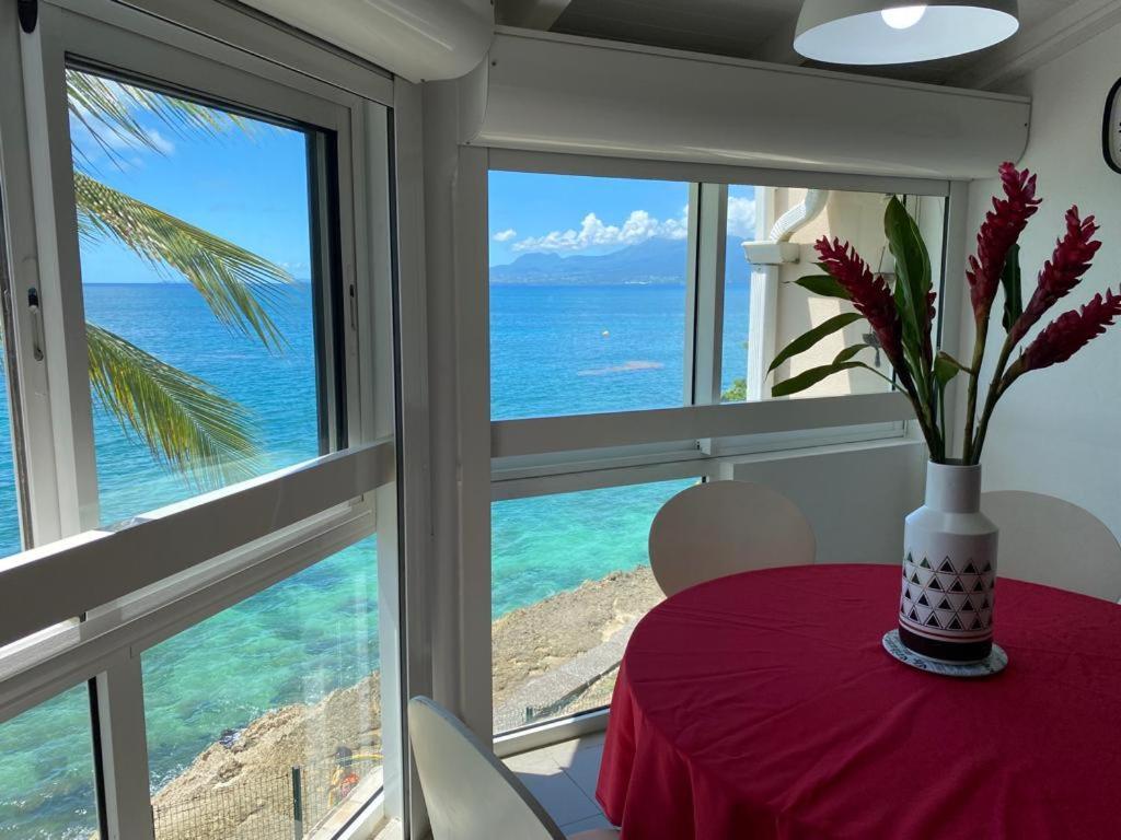 Studio En Duplex , Face A La Mer Le Gosier  Eksteriør bilde